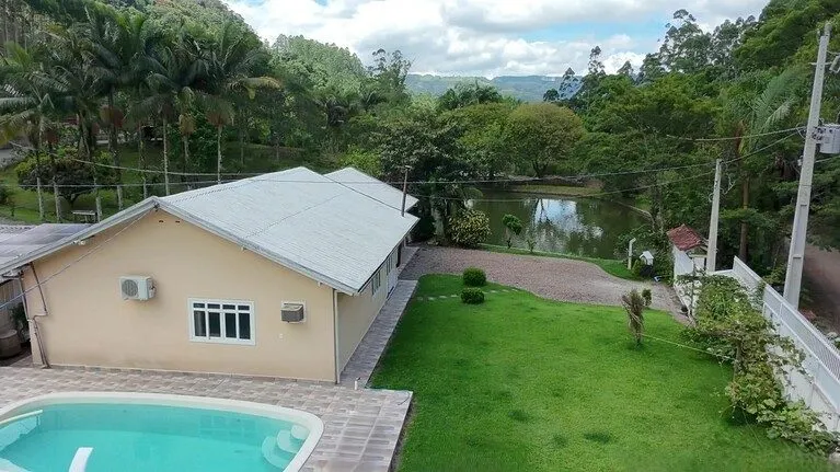Sítio à venda de 8 ha em Presidente Nereu, SC, Brasil