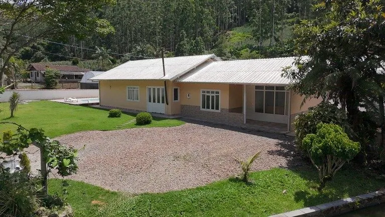 Sítio à venda de 8 ha em Presidente Nereu, SC, Brasil