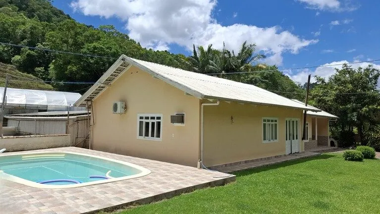 Sítio à venda de 8 ha em Presidente Nereu, SC, Brasil