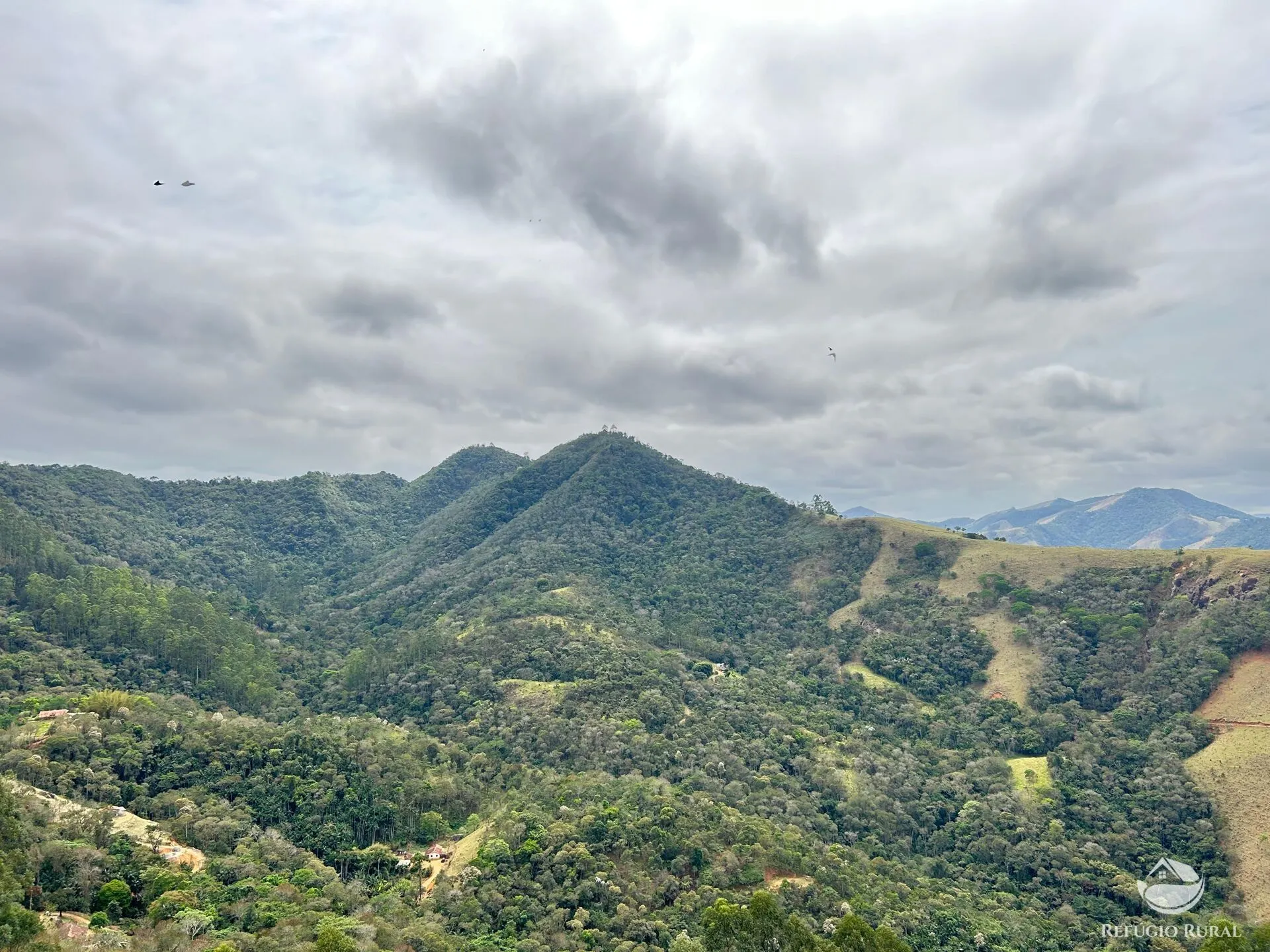 Terreno à venda de 2 ha em São José dos Campos, SP, Brasil