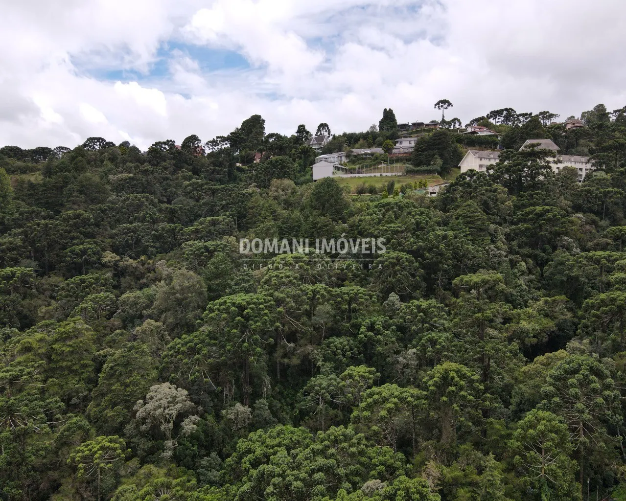 Plot for sale of 3,750 m² in Campos do Jordão, SP, Brazil