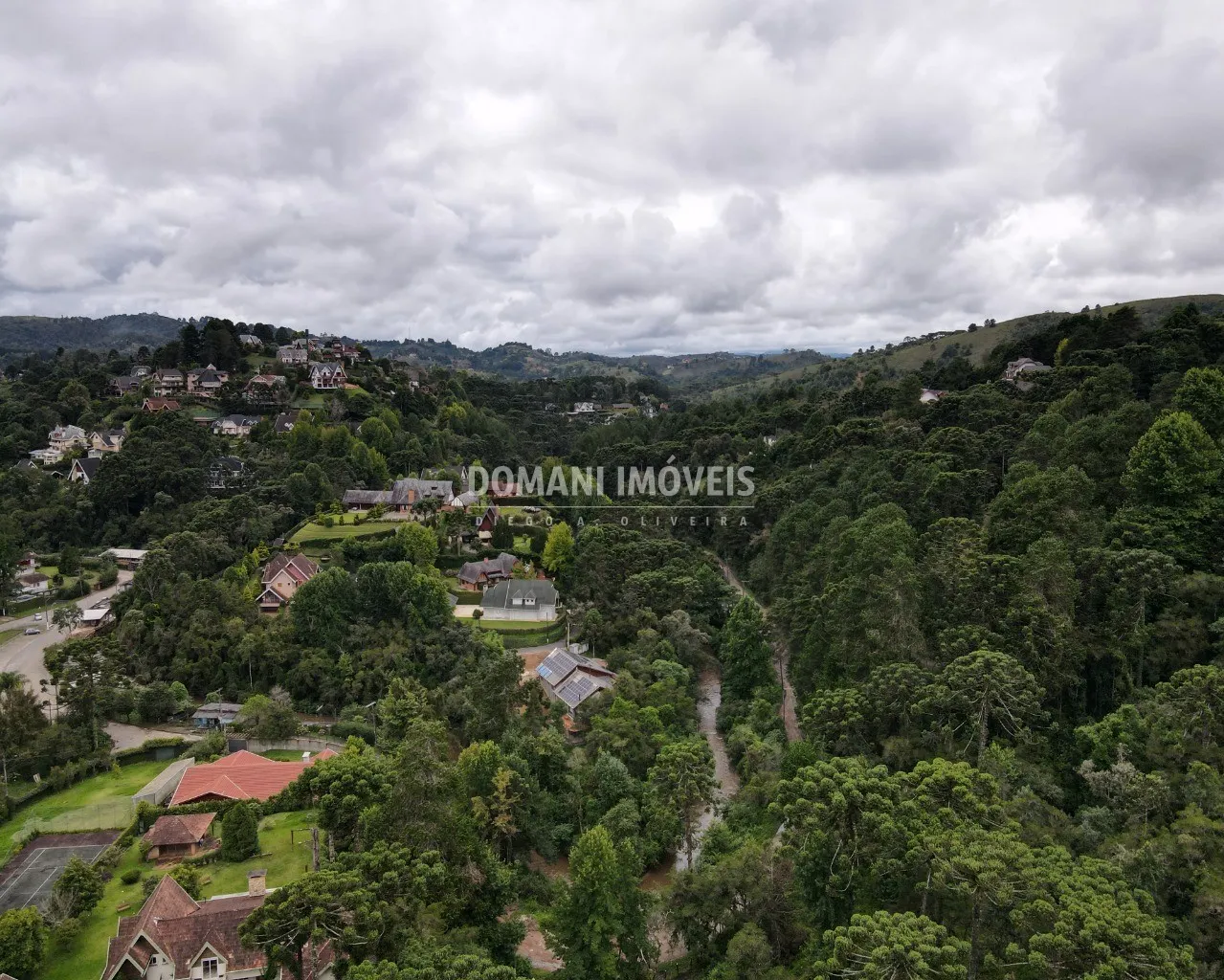 Plot for sale of 3,750 m² in Campos do Jordão, SP, Brazil