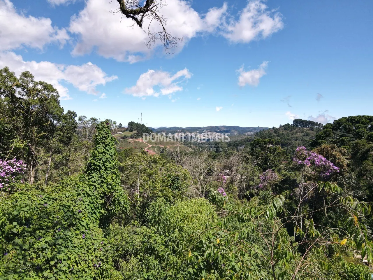 Plot for sale of 1,080 m² in Campos do Jordão, SP, Brazil