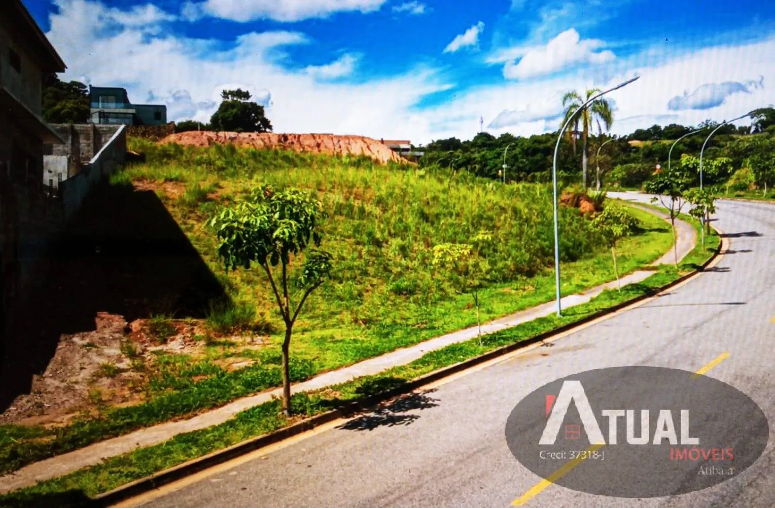 Terreno à venda de 909 m² em Atibaia, SP, Brasil