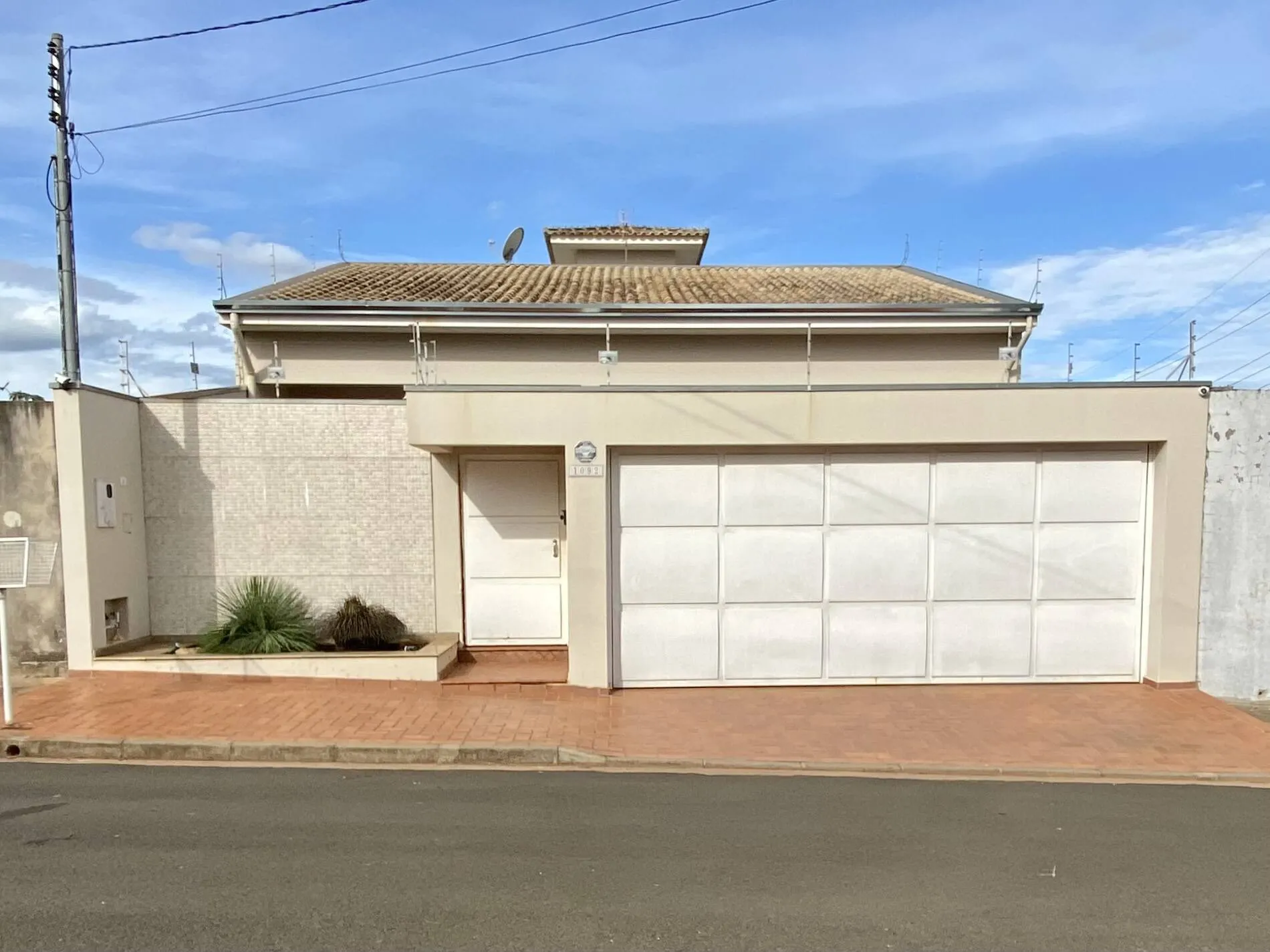 Casa à venda de 613 m² em Piraju, SP, Brasil