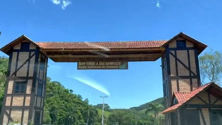 Sítio à venda de 18 ha em São Bonifácio, SC, Brasil