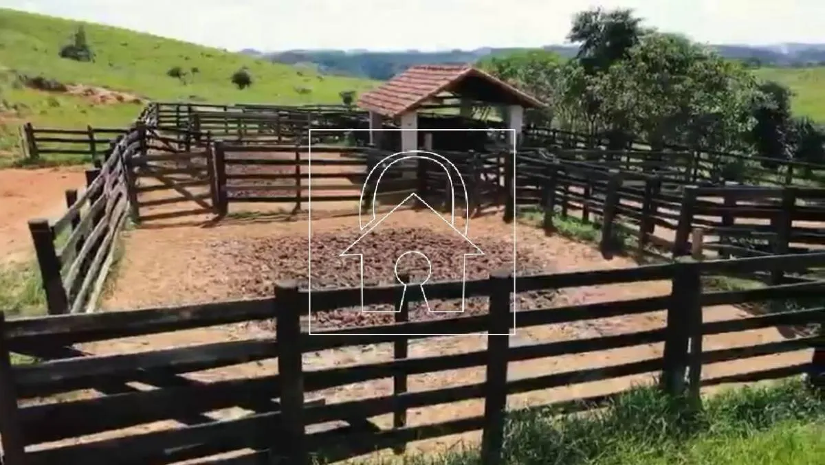 Fazenda à venda de 130 ha em Santa Branca, SP, Brasil