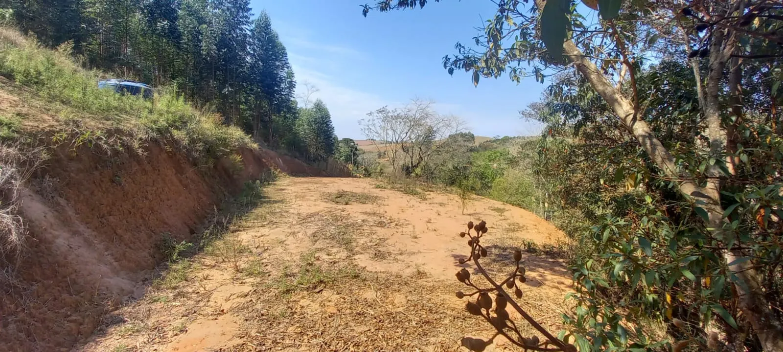 Terreno à venda de 4.200 m² em Paraibuna, SP, Brasil