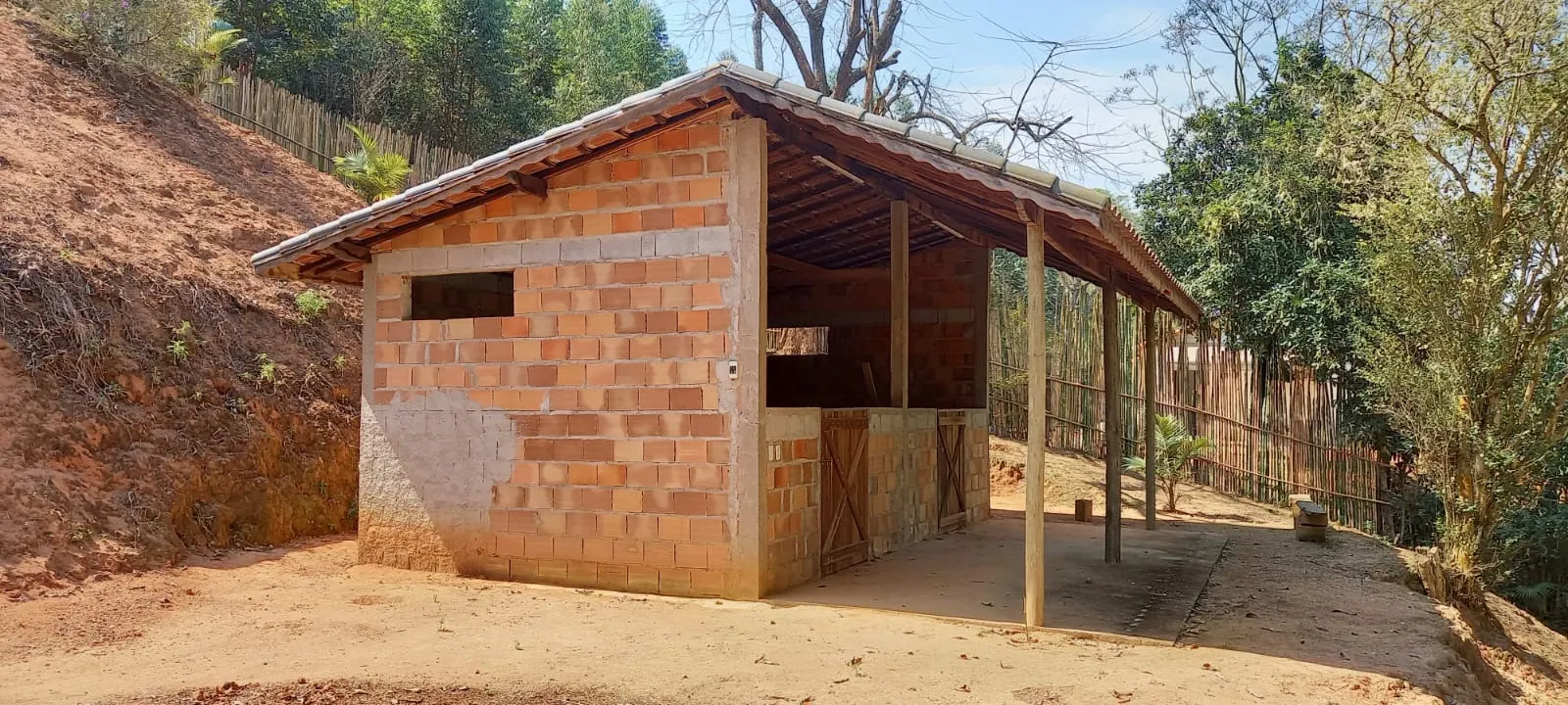 Terreno à venda de 4.200 m² em Paraibuna, SP, Brasil