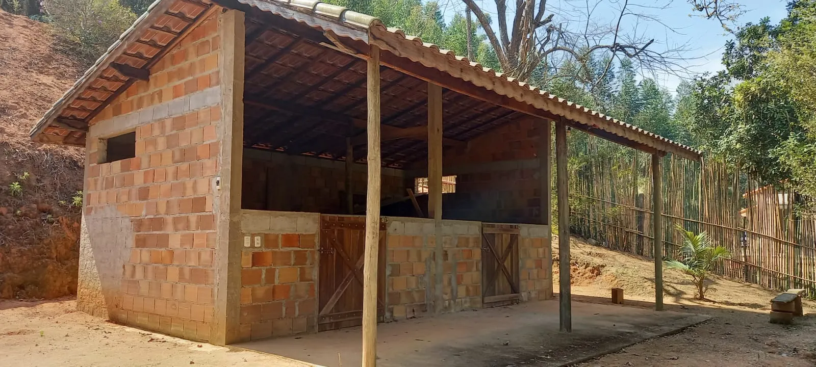 Terreno à venda de 4.200 m² em Paraibuna, SP, Brasil