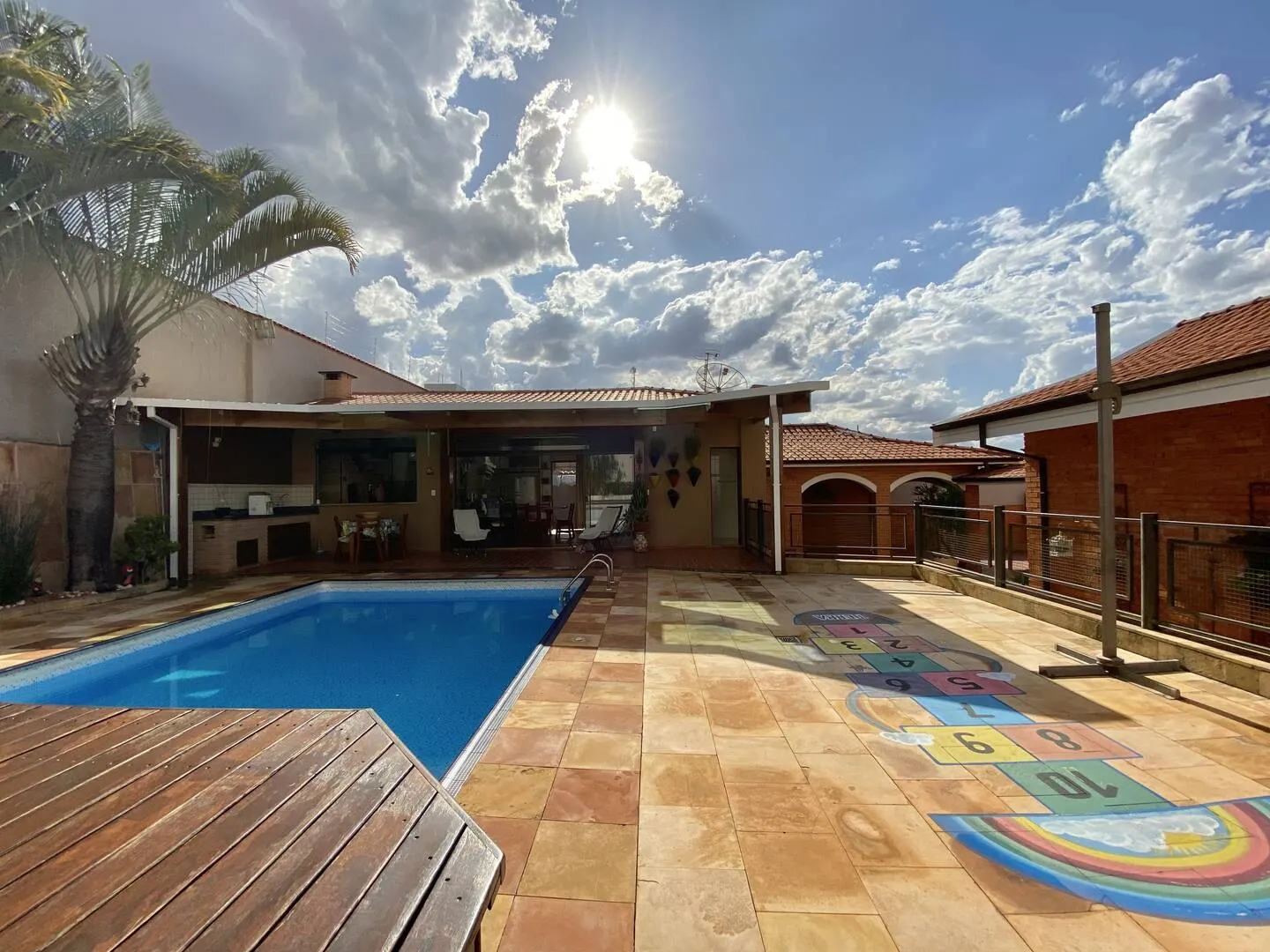 Casa à venda de 840 m² em Piraju, SP, Brasil