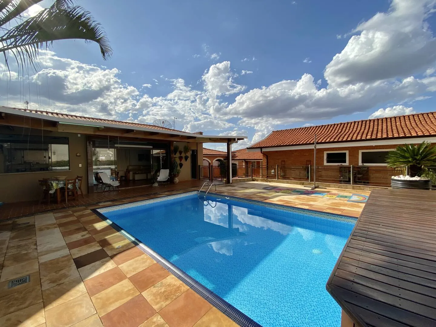 Casa à venda de 840 m² em Piraju, SP, Brasil