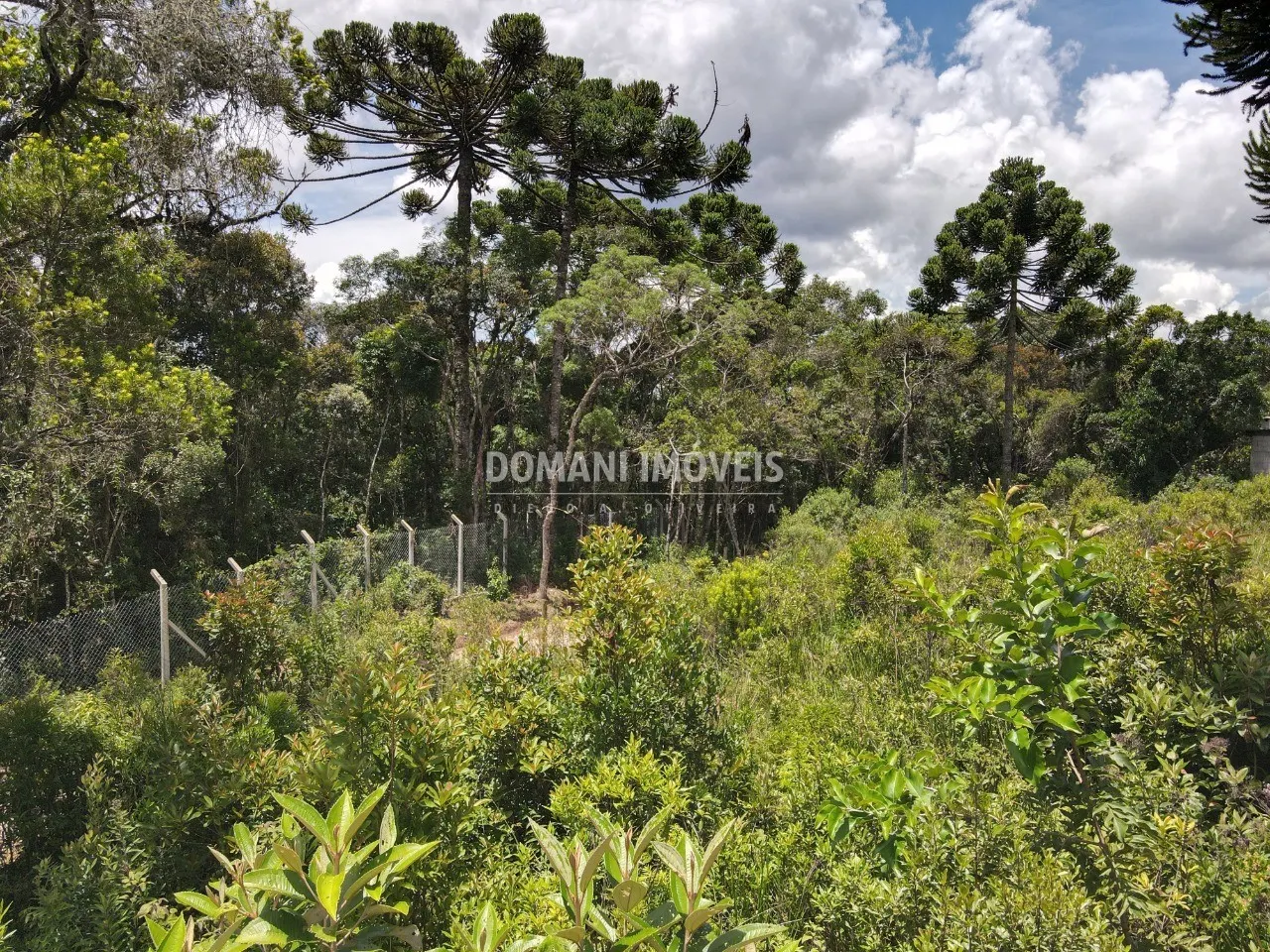 Plot for sale of 1,010 m² in Campos do Jordão, SP, Brazil