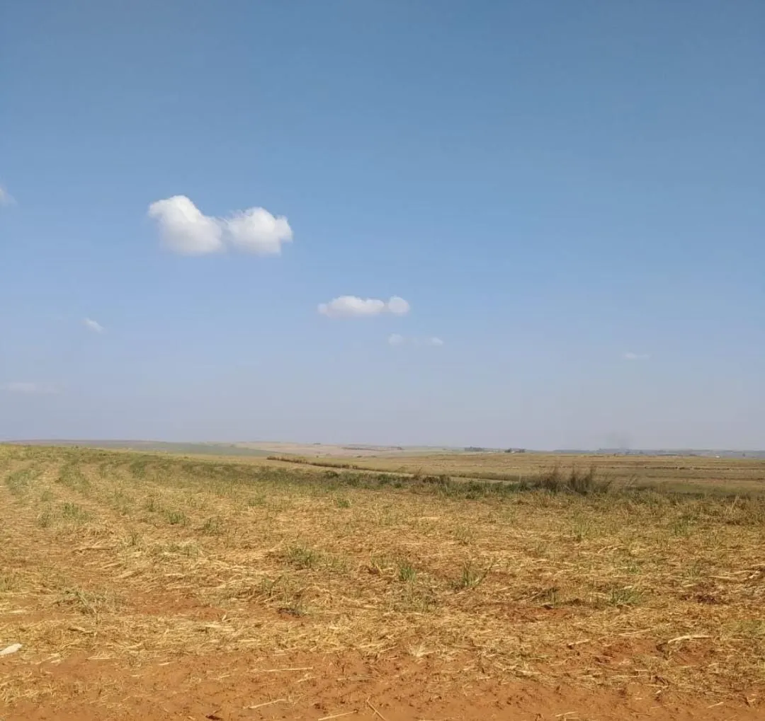 Fazenda à venda e para Arrendar de 1.239 ha em Quatá, SP, Brasil