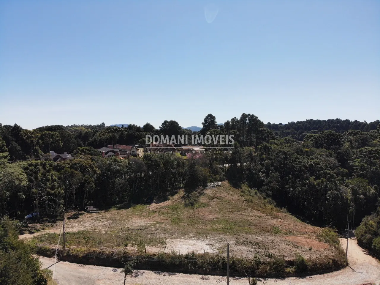 Terreno à venda de 9.600 m² em Campos do Jordão, SP, Brasil