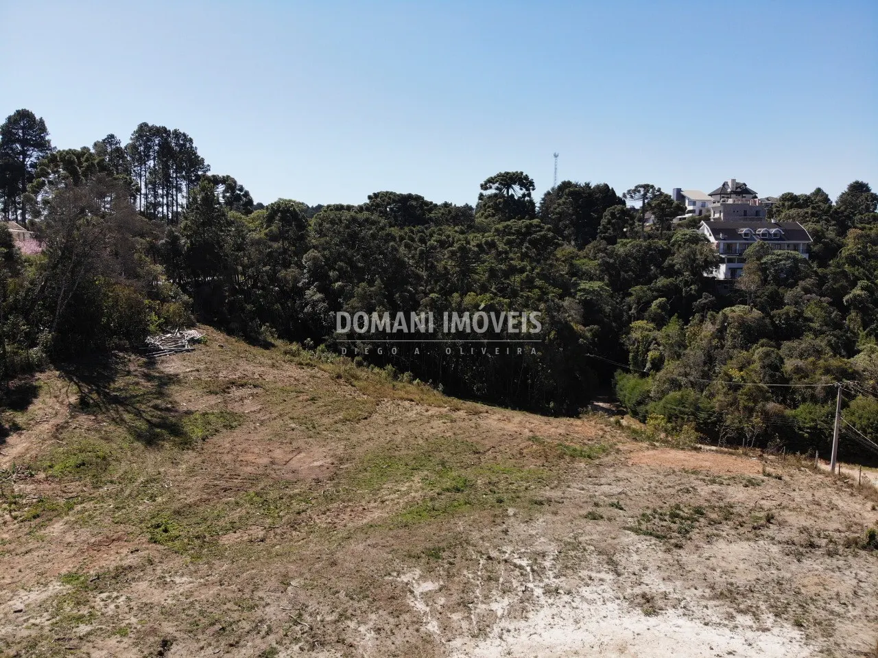 Terreno à venda de 9.600 m² em Campos do Jordão, SP, Brasil