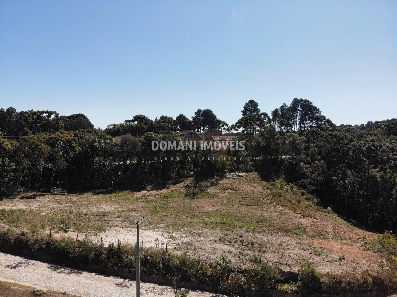 Terreno à venda de 9.600 m² em Campos do Jordão, SP, Brasil