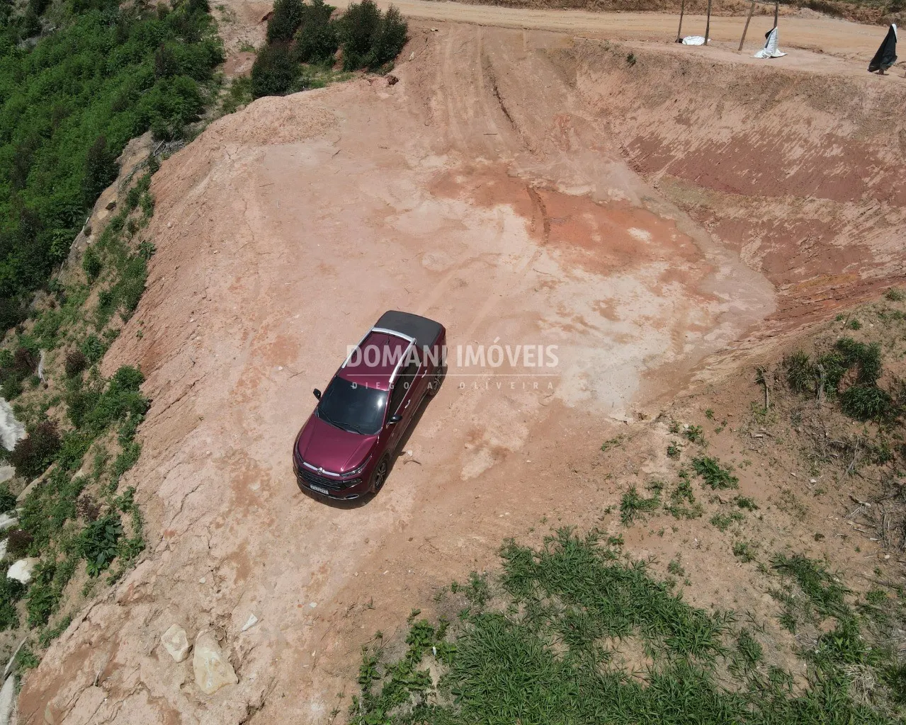 Terreno à venda de 2.430 m² em Campos do Jordão, SP, Brasil