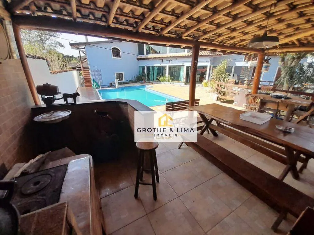 Country home for sale of 735 m² in São José dos Campos, SP, Brazil