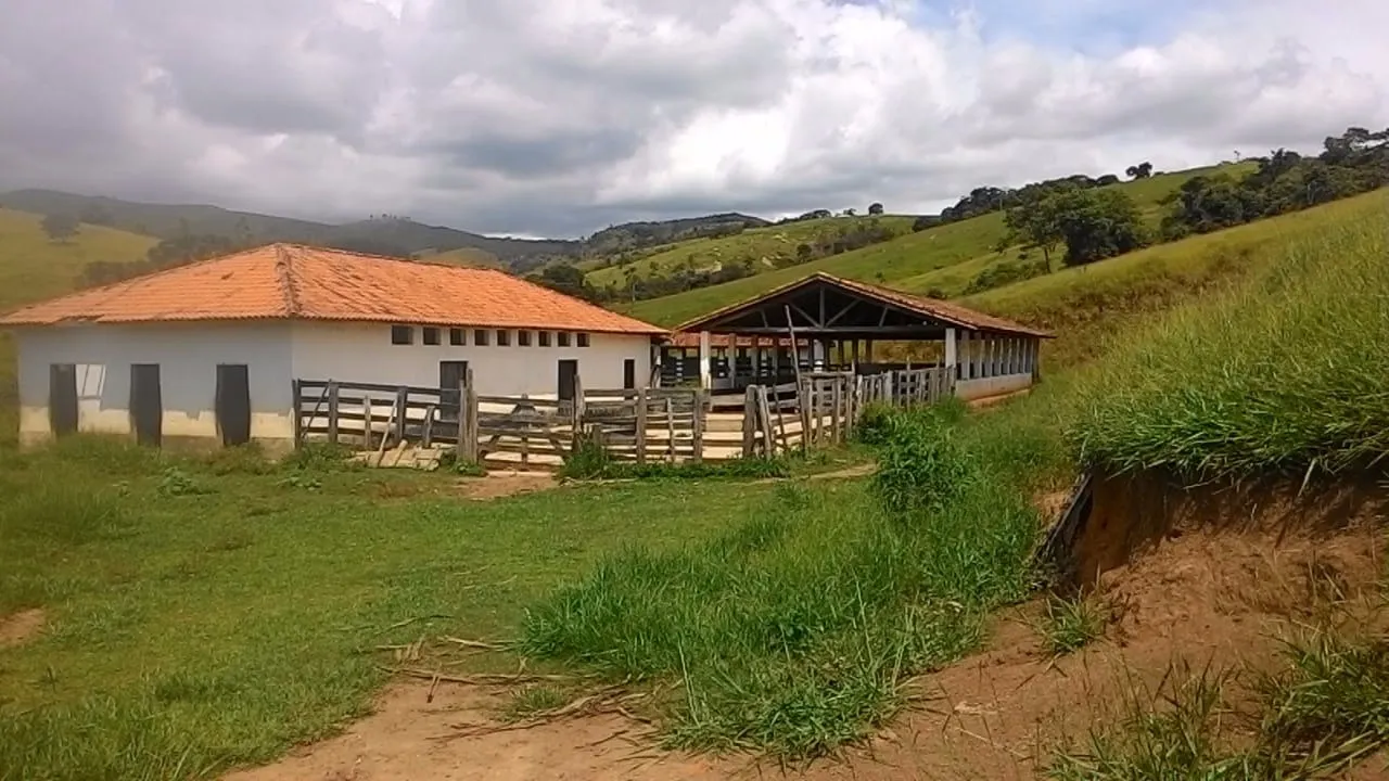 Sítio à venda de 73 ha em Lagoinha, SP, Brasil