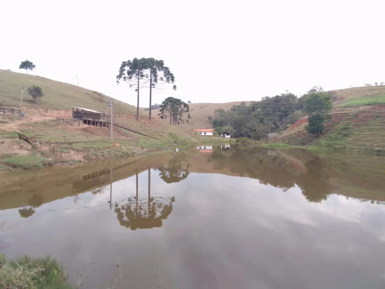 Sítio à venda de 73 ha em Lagoinha, SP, Brasil