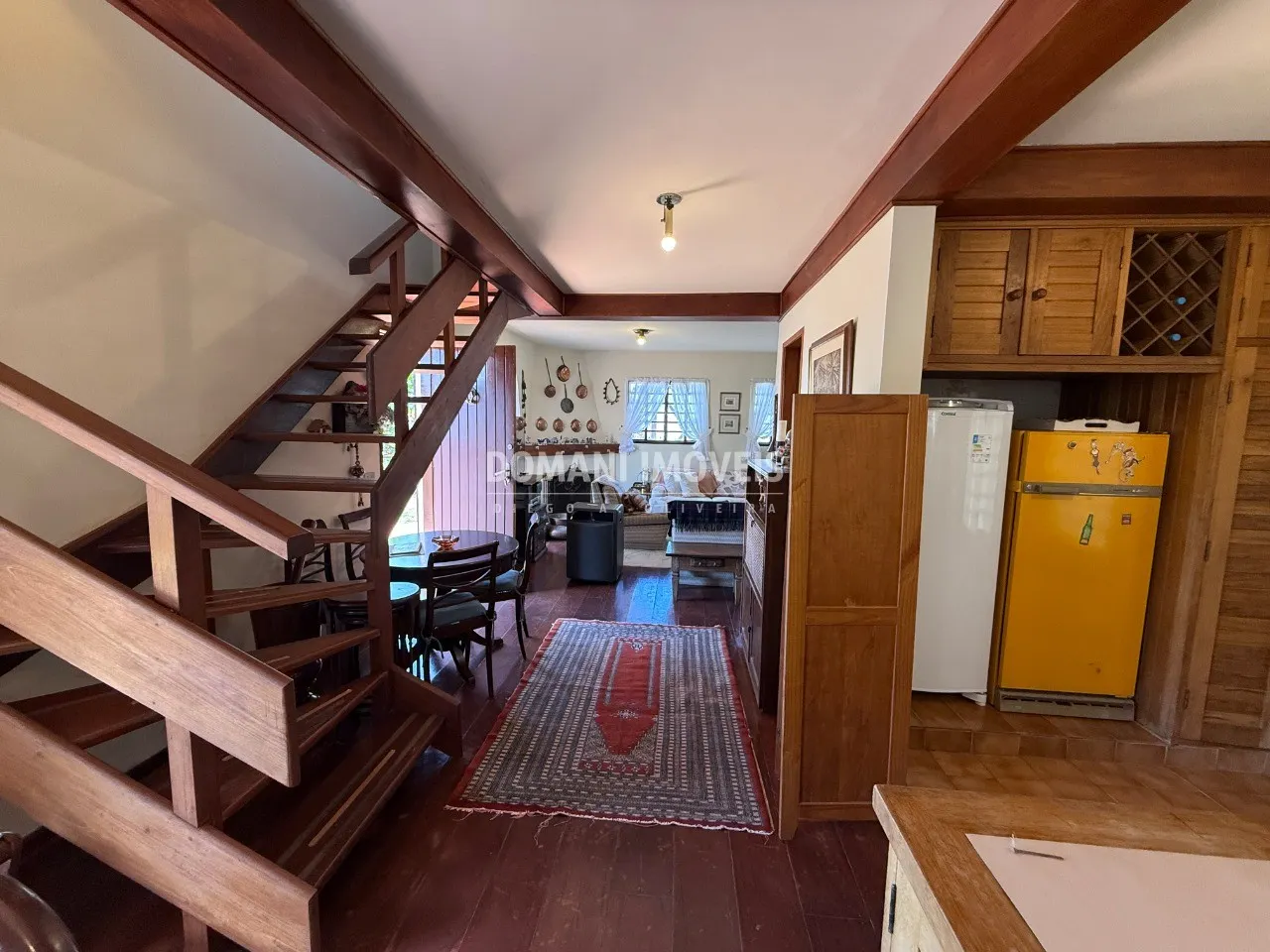 Casa à venda de 1.180 m² em Campos do Jordão, SP, Brasil