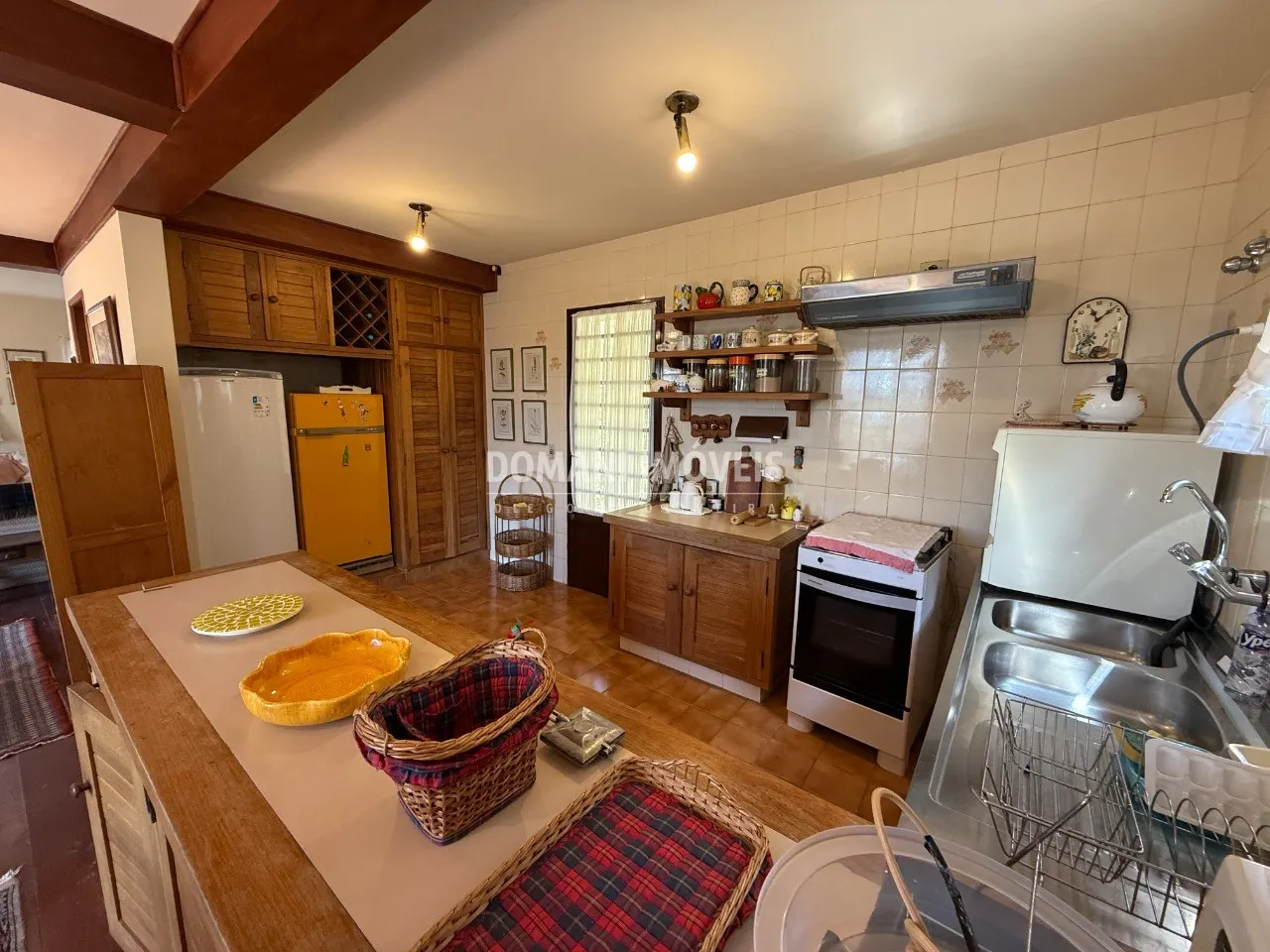 Casa à venda de 1.180 m² em Campos do Jordão, SP, Brasil