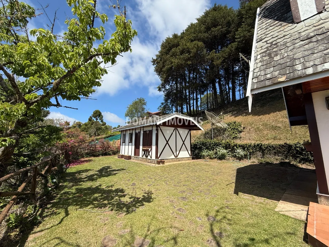 Casa à venda de 1.180 m² em Campos do Jordão, SP, Brasil