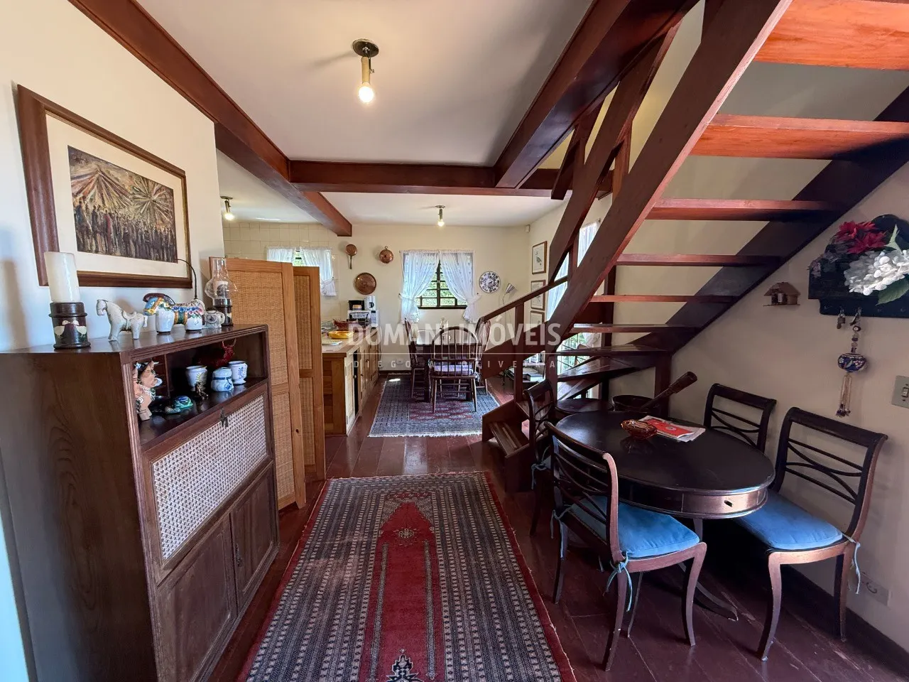 Casa à venda de 1.180 m² em Campos do Jordão, SP, Brasil