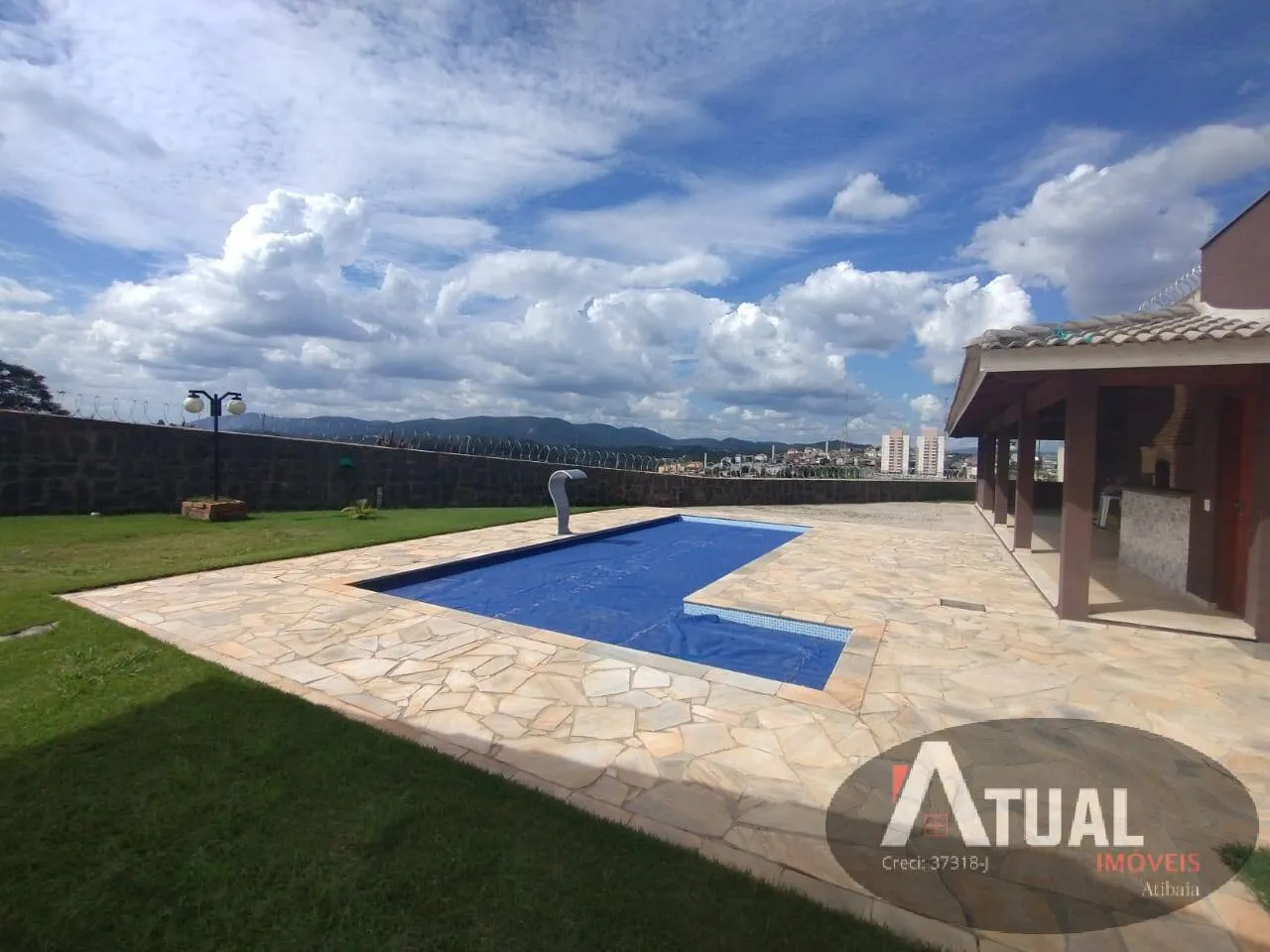 House for sale of 730 m² in Mairiporã, SP, Brazil