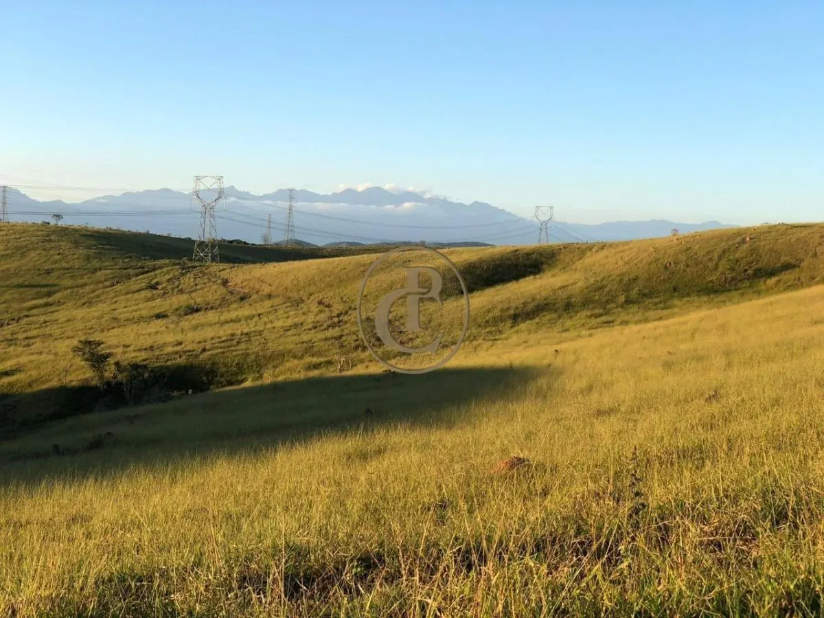 Fazenda à venda de 6.000 ha em Cachoeira Paulista, SP, Brasil