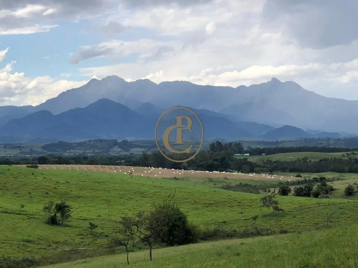 Fazenda à venda de 6.000 ha em Cachoeira Paulista, SP, Brasil