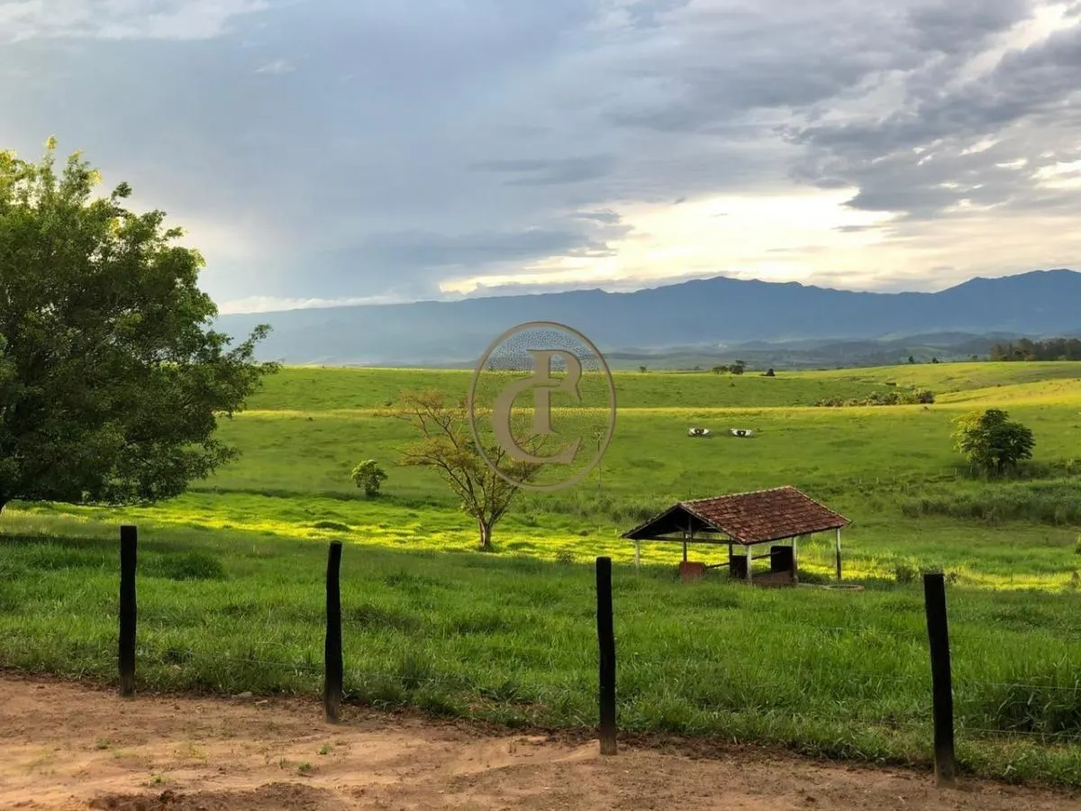 Fazenda à venda de 6.000 ha em Cachoeira Paulista, SP, Brasil