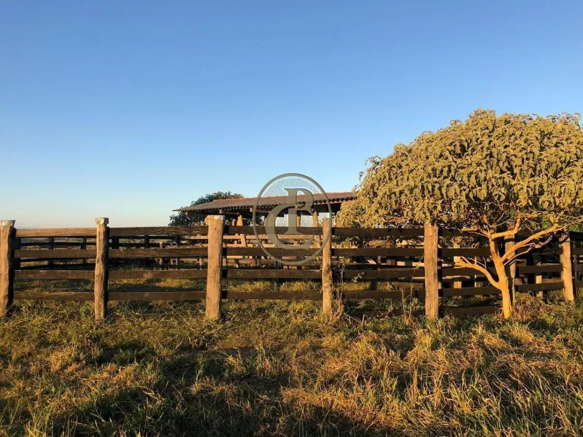 Fazenda à venda de 6.000 ha em Cachoeira Paulista, SP, Brasil