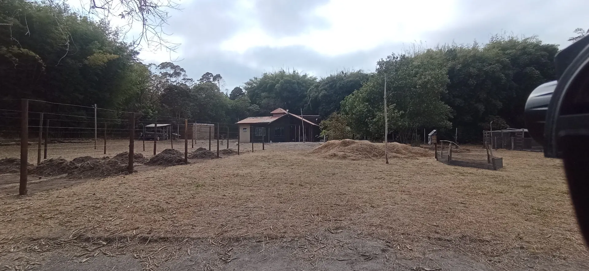 Small farm for sale of 6 acres in Desterro de Entre Rios, MG, Brazil