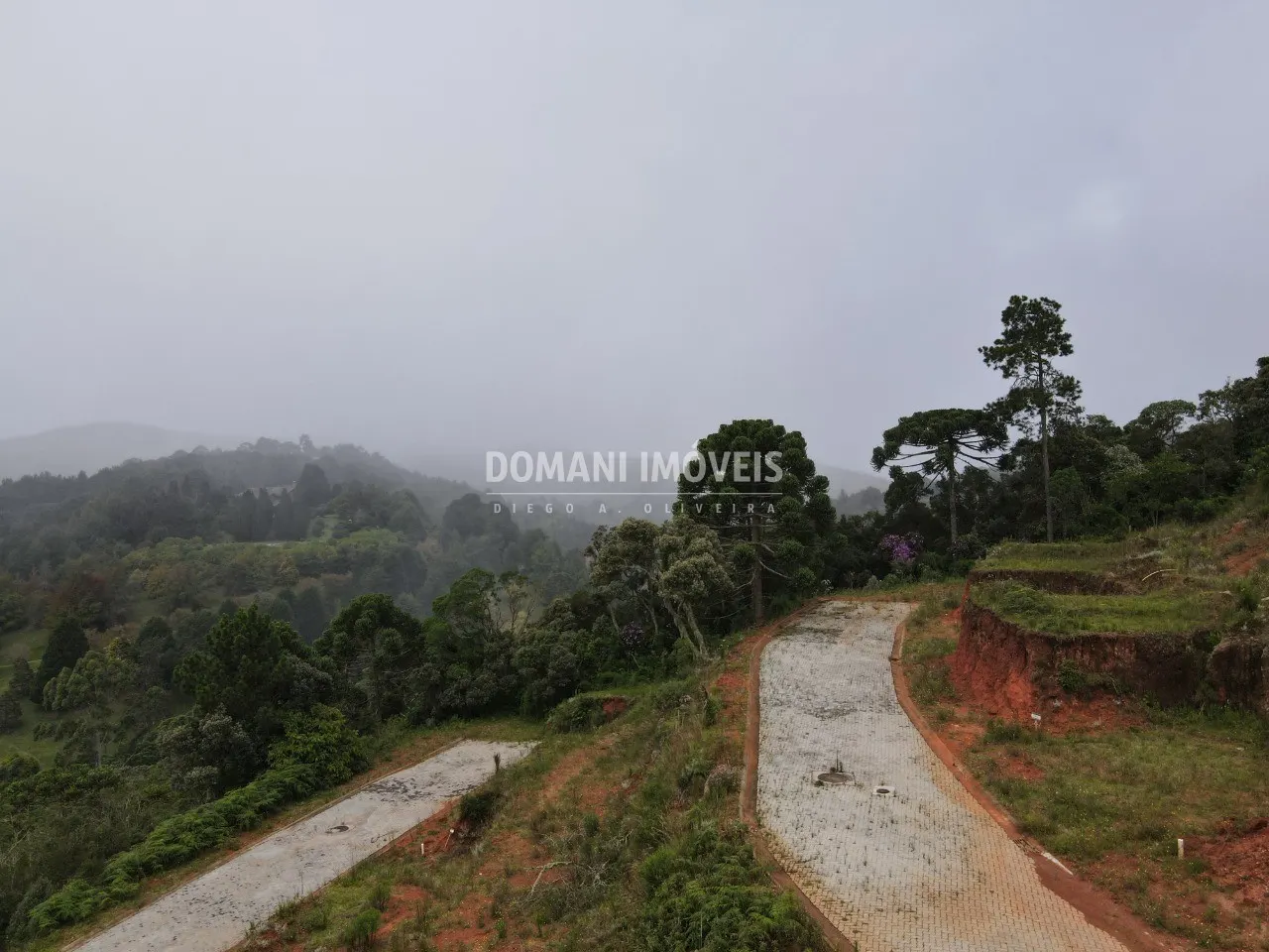 Terreno à venda de 380 m² em Campos do Jordão, SP, Brasil