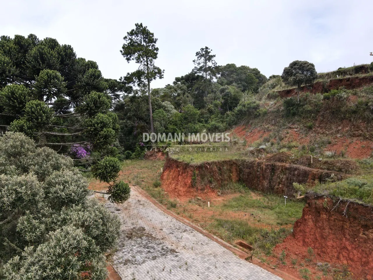 Terreno à venda de 380 m² em Campos do Jordão, SP, Brasil