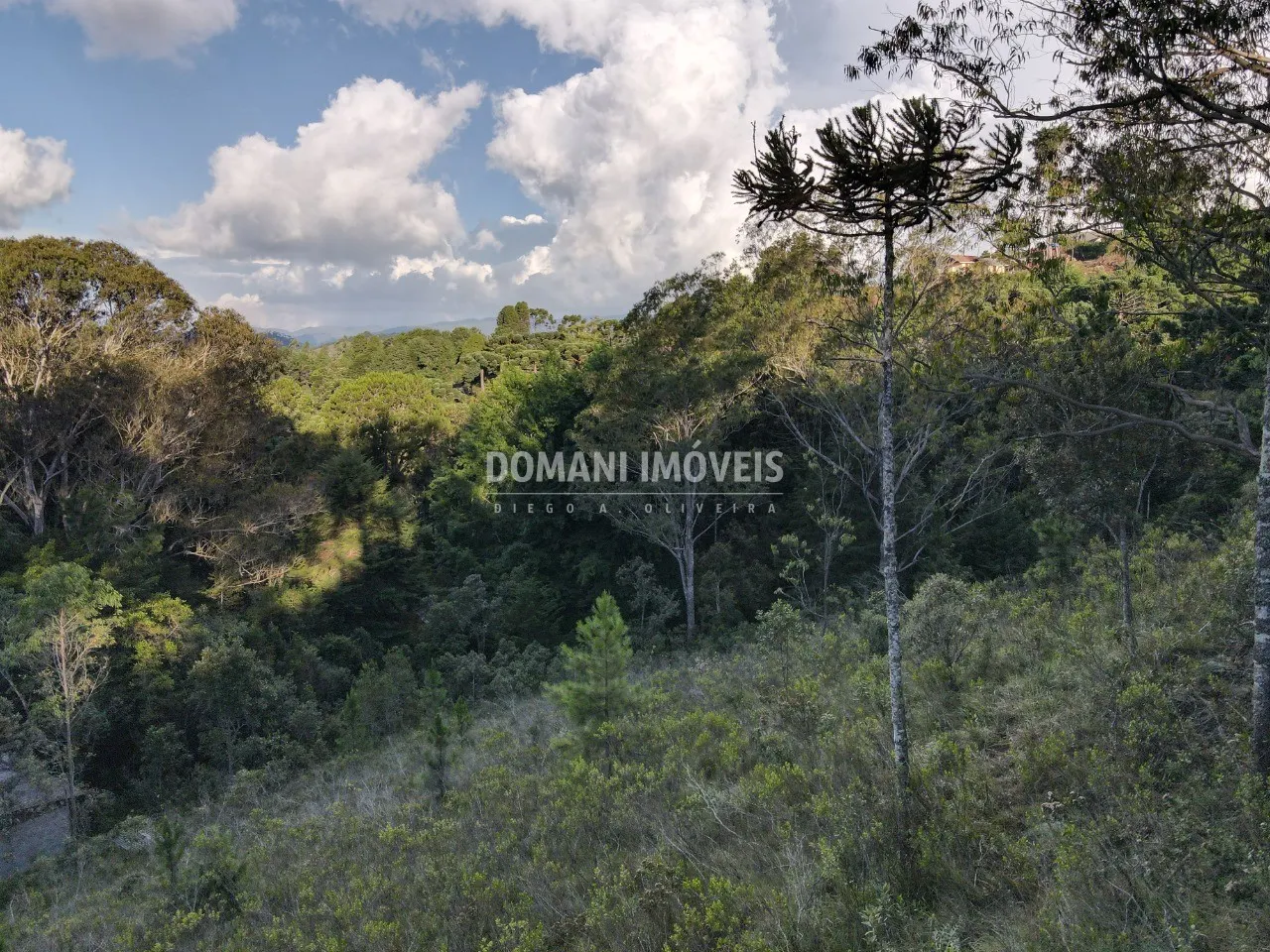 Plot for sale of 3,590 m² in Campos do Jordão, SP, Brazil