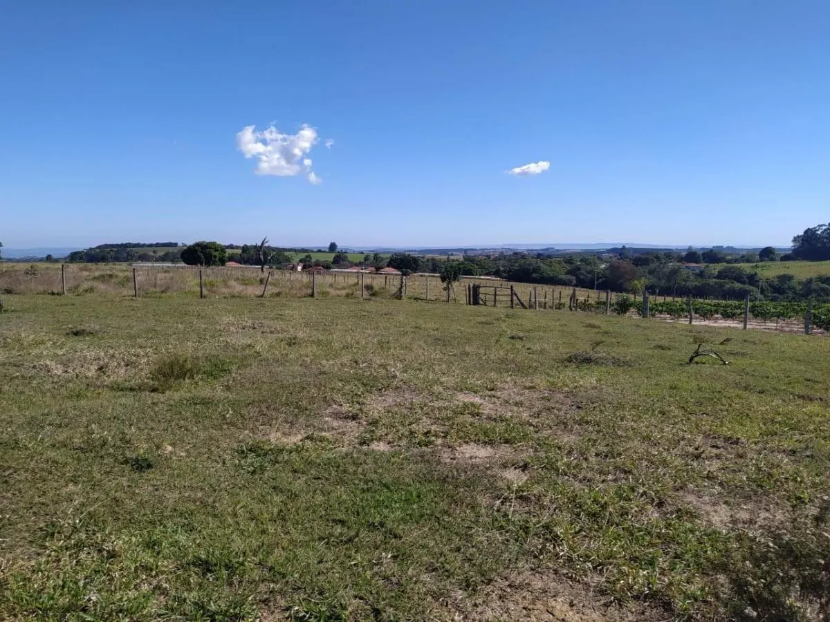 Small farm for sale of 8 acres in Cajuru, SP, Brazil