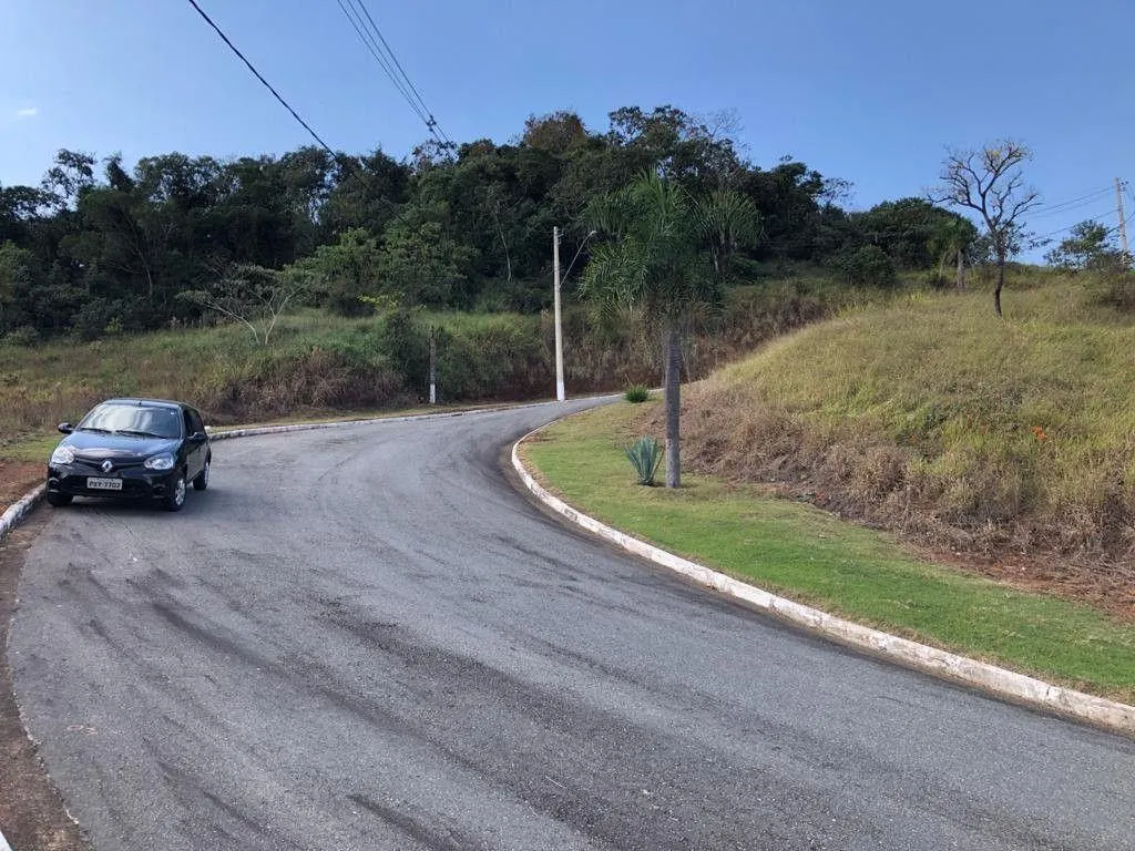 Plot for sale of 2,187 m² in Pouso Alegre, MG, Brazil