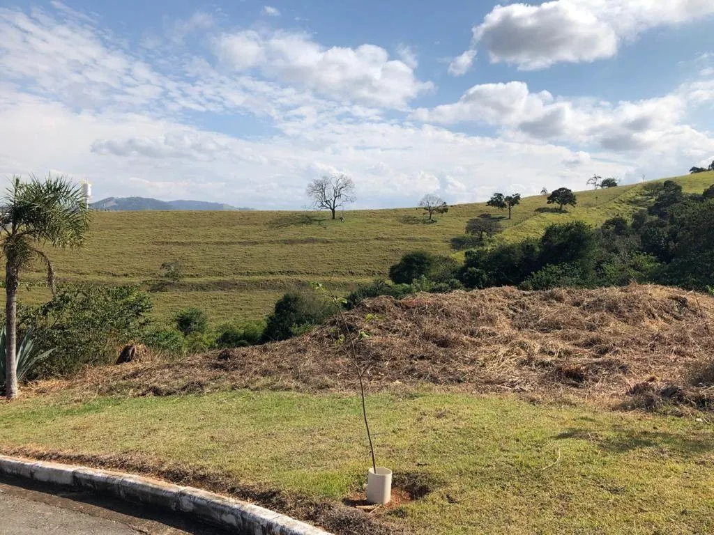 Plot for sale of 2,187 m² in Pouso Alegre, MG, Brazil