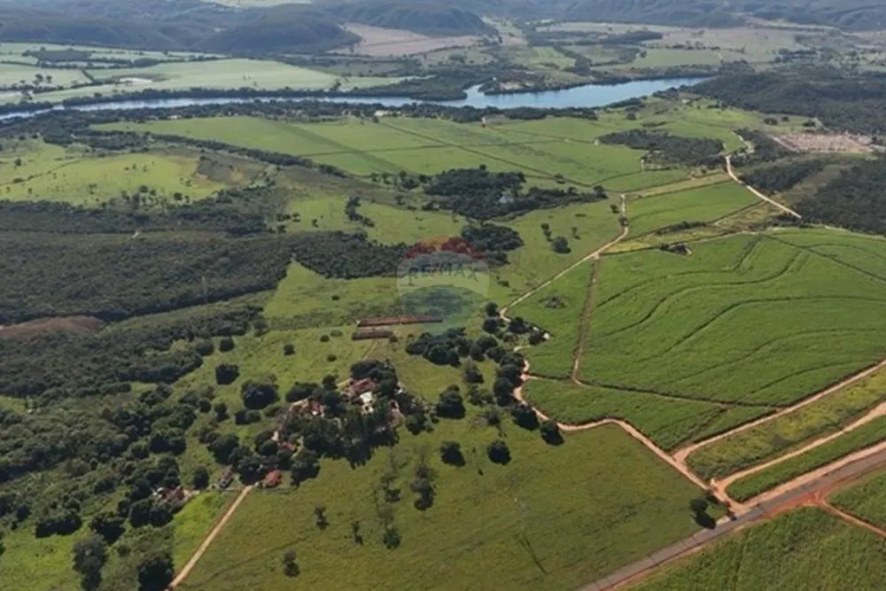 Fazenda à venda de 3.264 ha em Rifaina, SP, Brasil
