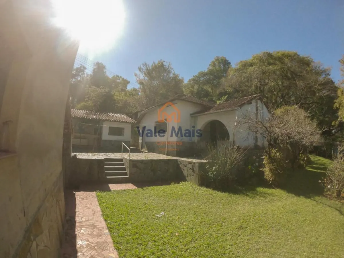 Small farm for sale of 9 acres in Cruzeiro, SP, Brazil