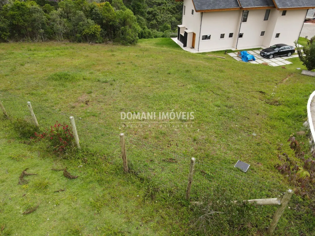 Terreno à venda de 1.320 m² em Campos do Jordão, SP, Brasil