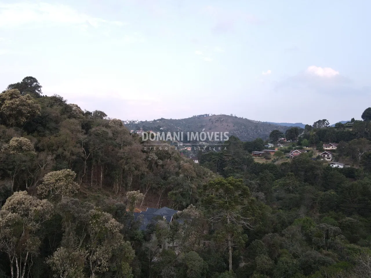 Terreno à venda de 3.500 m² em Campos do Jordão, SP, Brasil