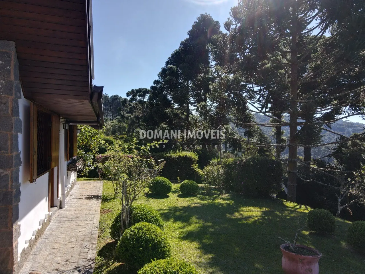 Casa à venda de 1.210 m² em Campos do Jordão, SP, Brasil
