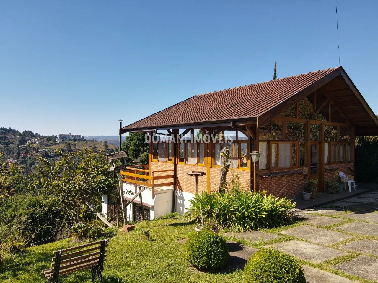 Casa à venda de 1.210 m² em Campos do Jordão, SP, Brasil