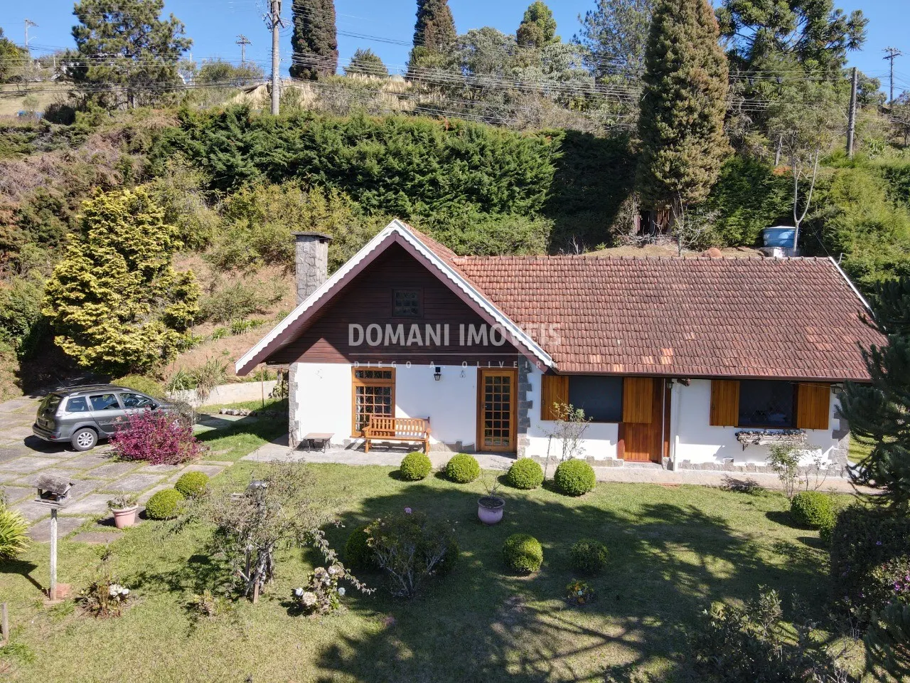 Casa à venda de 1.210 m² em Campos do Jordão, SP, Brasil