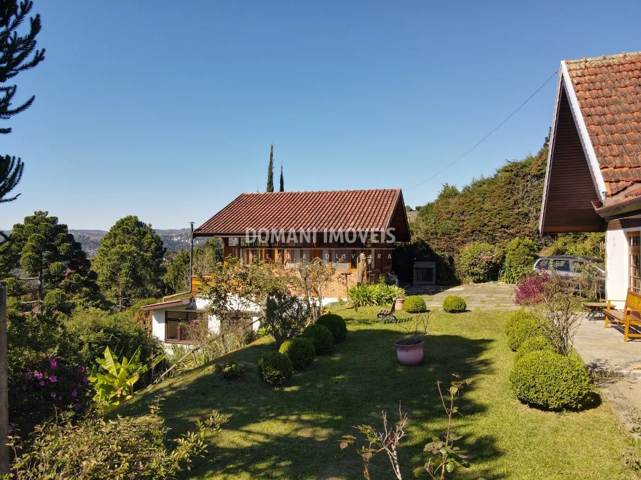 Casa à venda de 1.210 m² em Campos do Jordão, SP, Brasil