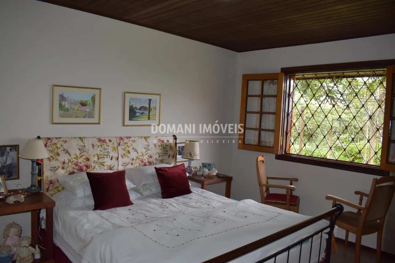 Casa à venda de 1.210 m² em Campos do Jordão, SP, Brasil